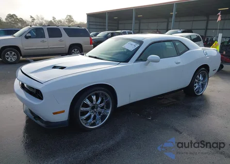 2014 Dodge Challenger Sxt z USA, uszkodzony, nr VIN 2C3CDYAG0EH149589